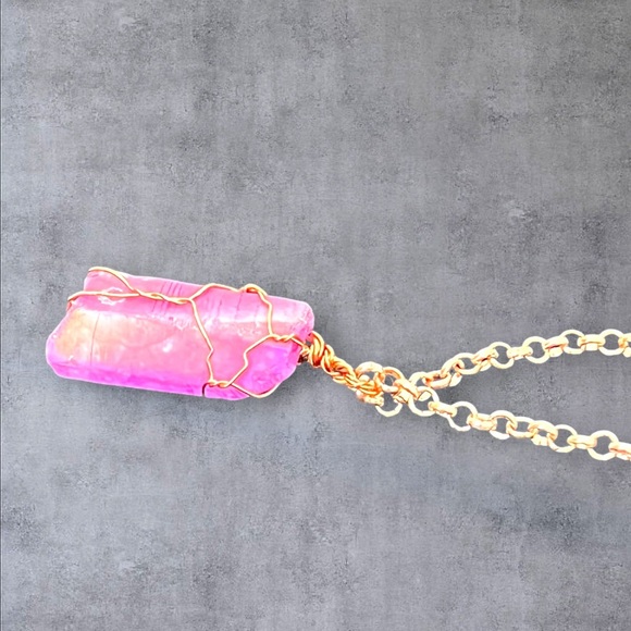 Copper wire wrapped pink quartz and matching necklace - Picture 3 of 5